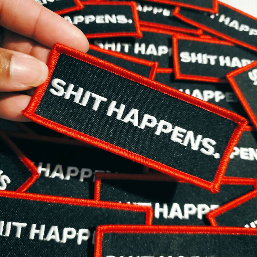 New Arrival, Red & Black "Shit Happens" Statement Patch, Size 4"x1.75", Cool Applique For Clothing, Embroidered Patch Badge, Iron-On Patch