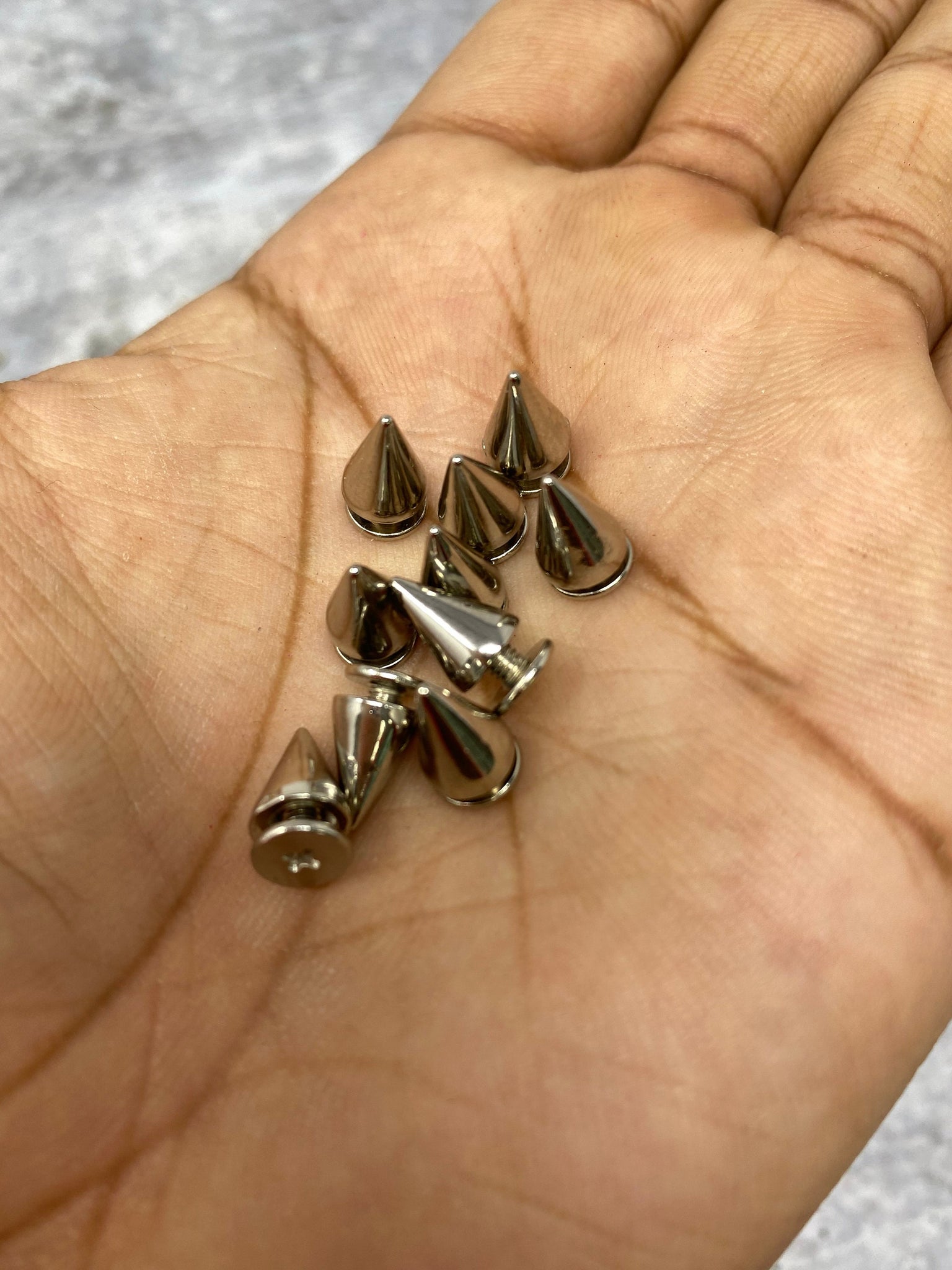 NEW, "Screw on Spikes", 10mm 3/8" SILVER Spiked Studs, Cone Spikes Screw-back Studs for Clothing, Leather, Spikes with Screws, 100 PCS