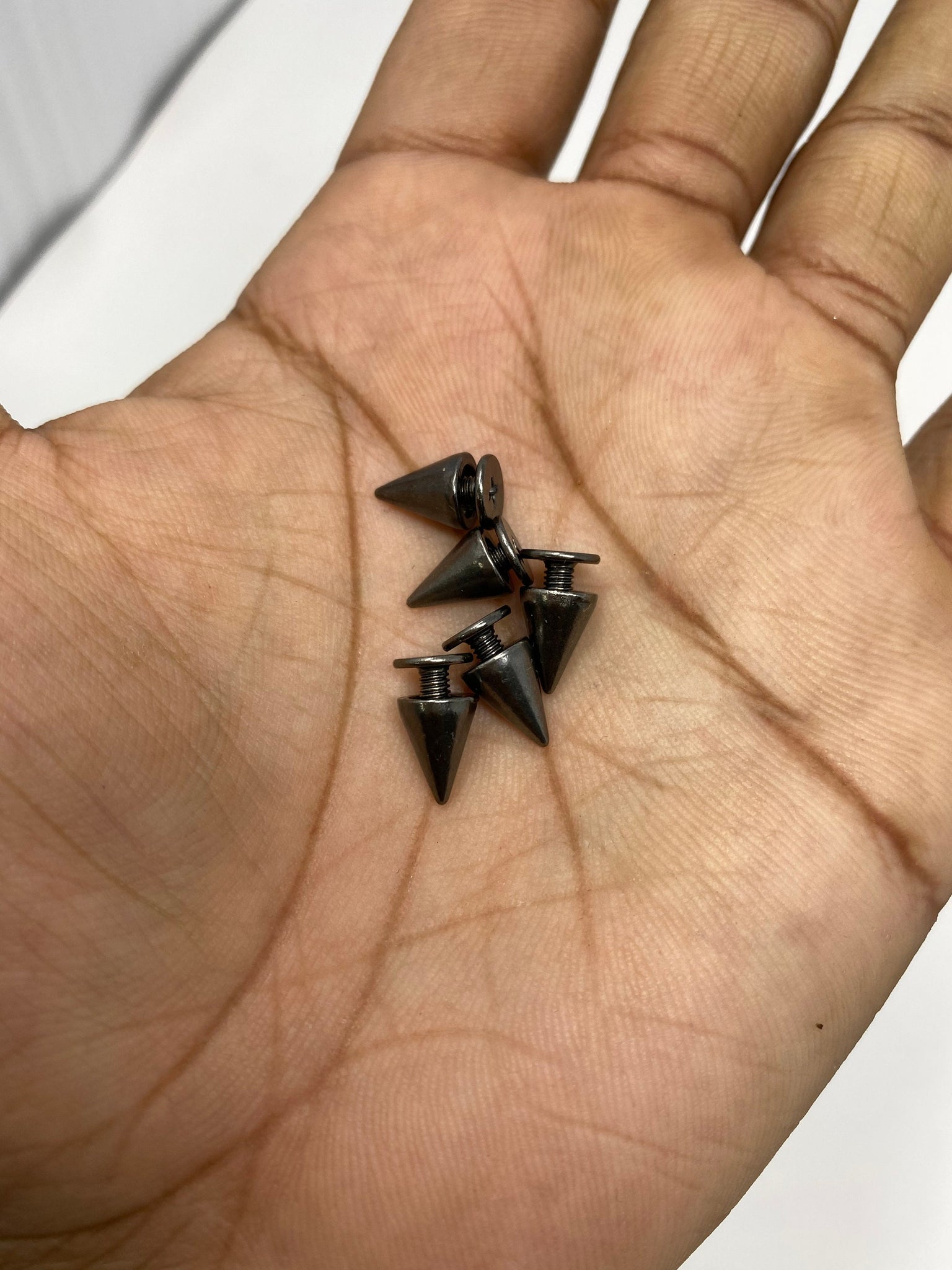 NEW, "Screw on Spikes", 10mm 3/8" Black Spiked Studs, Cone Spikes Screw-back Studs for Clothing, Leather, Spikes with Screws, 100 PCS