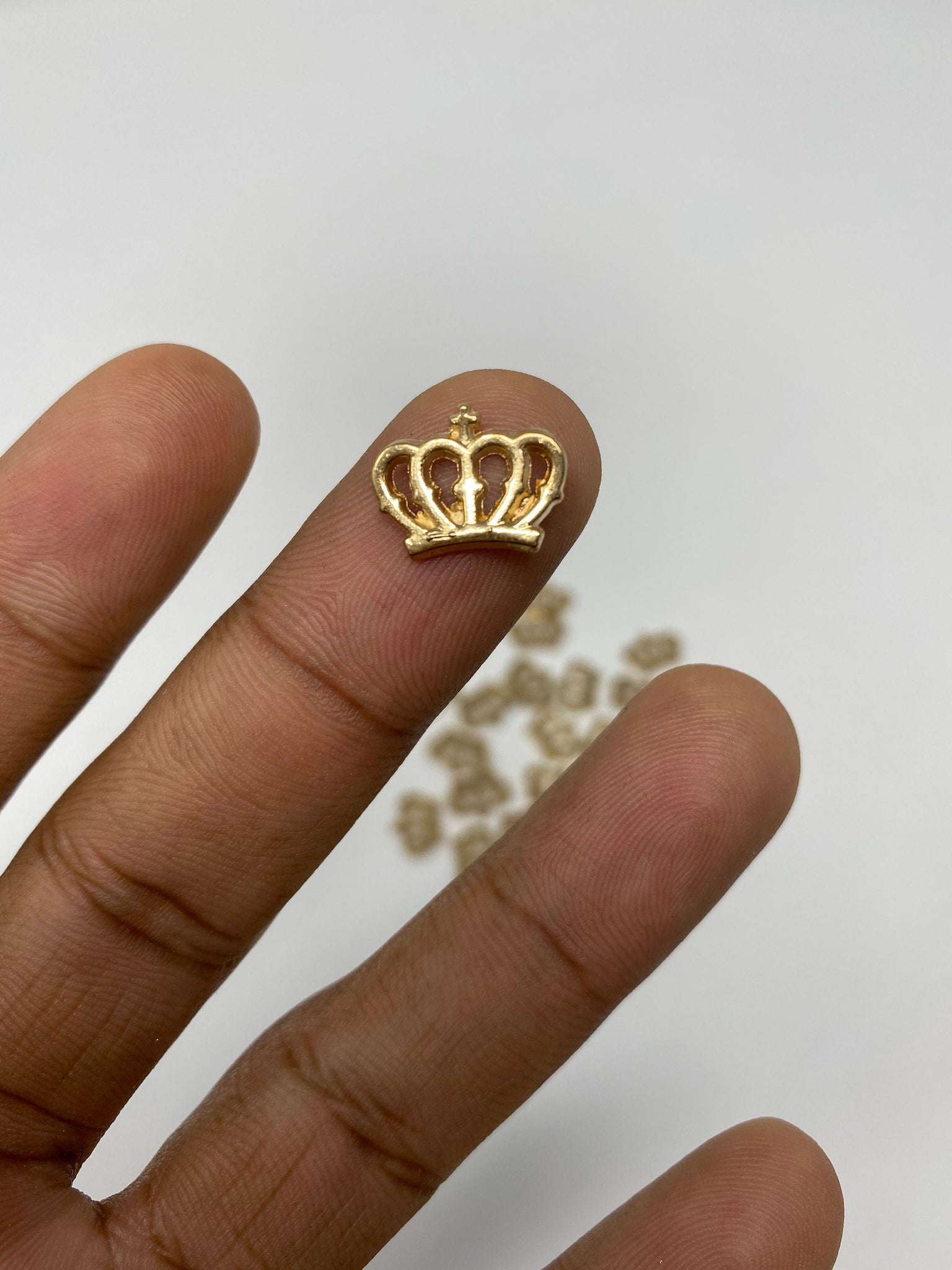 NEW, Hotfix Gold CROWNS, 100 Pcs, 12x15mm, (One Size) Gold, Great for Denim, Sweaters, Camo Jackets, Belts, Bags, Shoes, Crafts,+ MORE!
