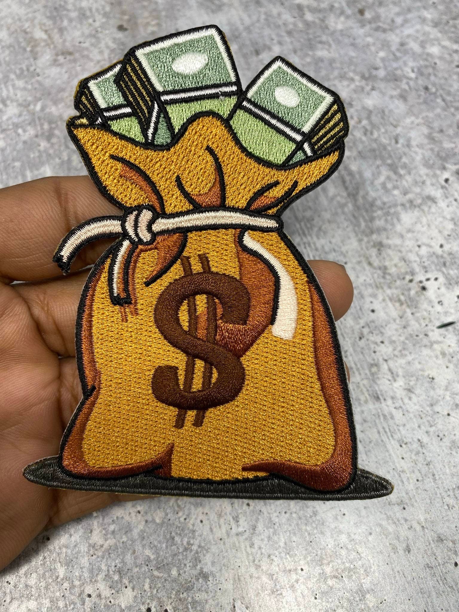 Medium: Bag of Money, NEW, Check a Bag Patch, Size 5, Iron-on