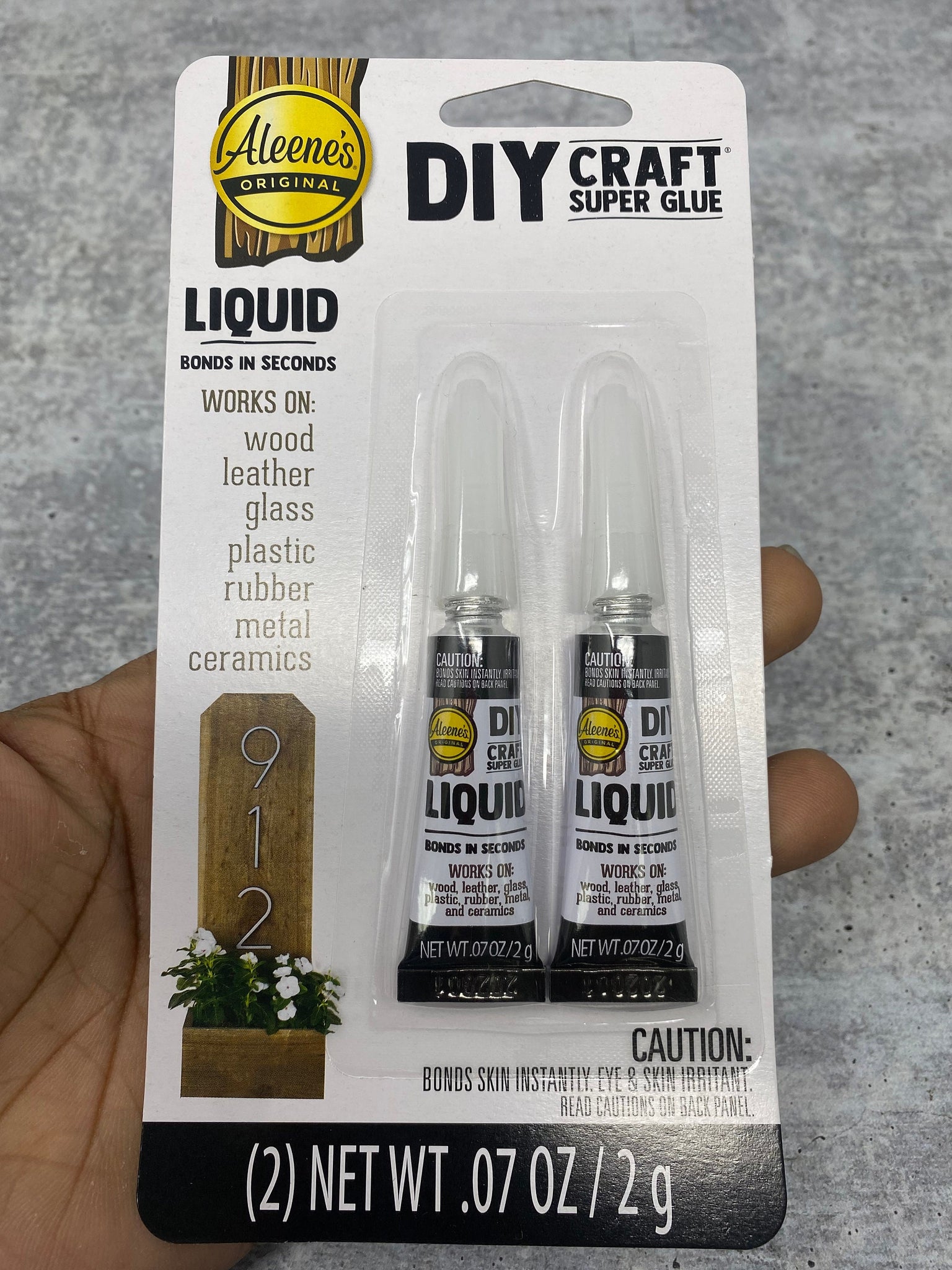 NEW, “DIY Craft Super Glue”, Bonds in Seconds, Works on A Variety