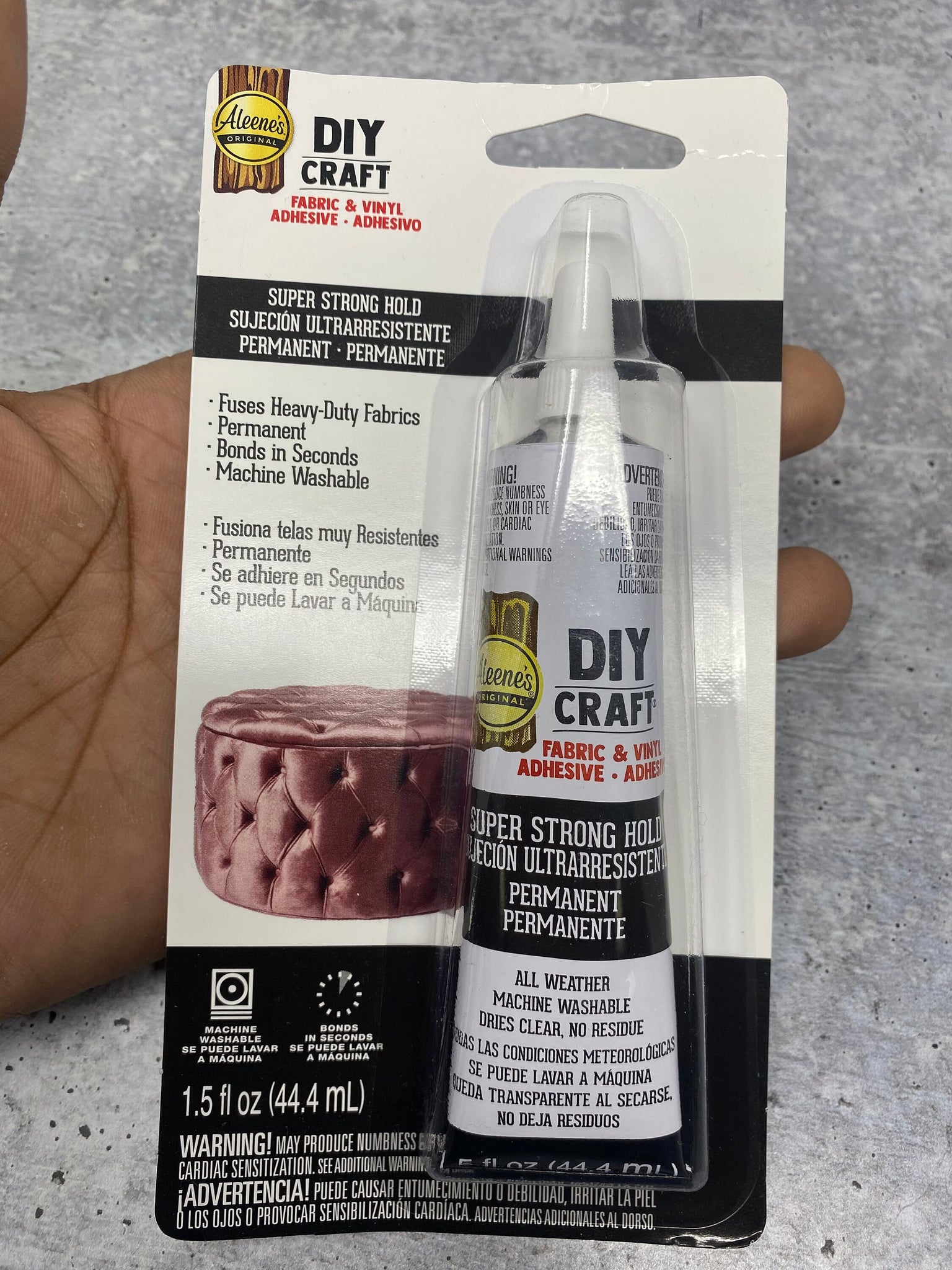 NEW, "DIY Craft Fabric & Vinyl" Fabric/Vinyl Adhesive, Super-Strong Hold, Great for Heavy Duty Fabric, Bonds in Seconds, 1.5 fl oz (44.4 mL)
