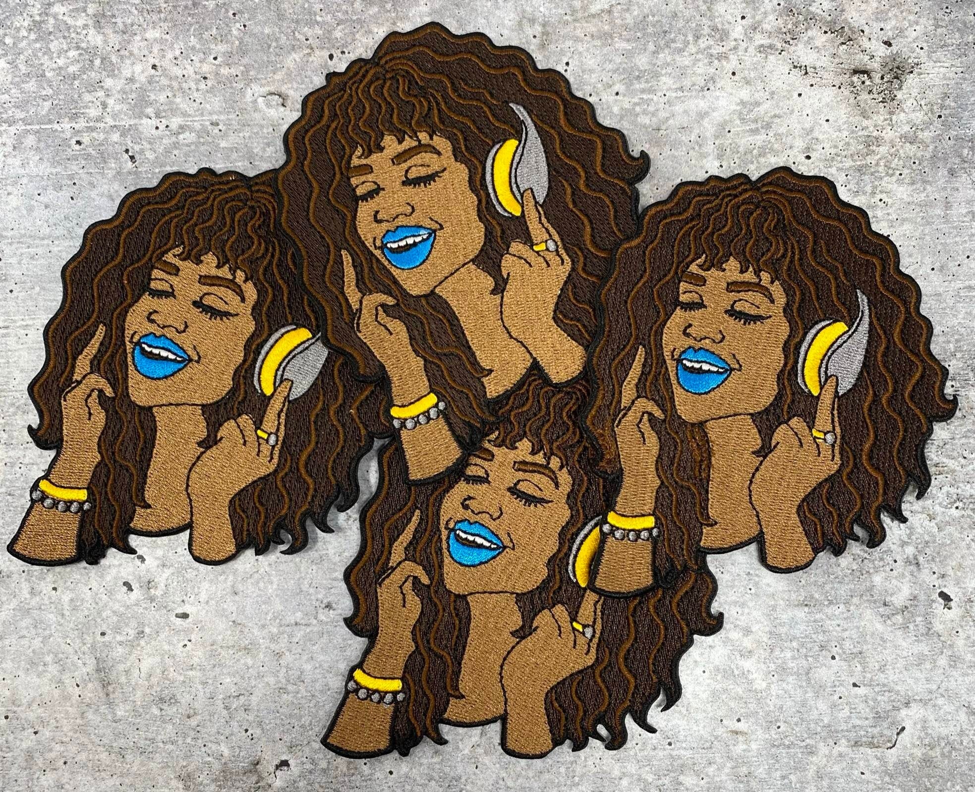 Sassy Chic "Groovin 2 Da Music" w/ Poppin Blue Lipgloss, Iron or Sew-on Embroidered Afrocentric Patch, Exclusive Appliques, Size 4.5", 1-pc
