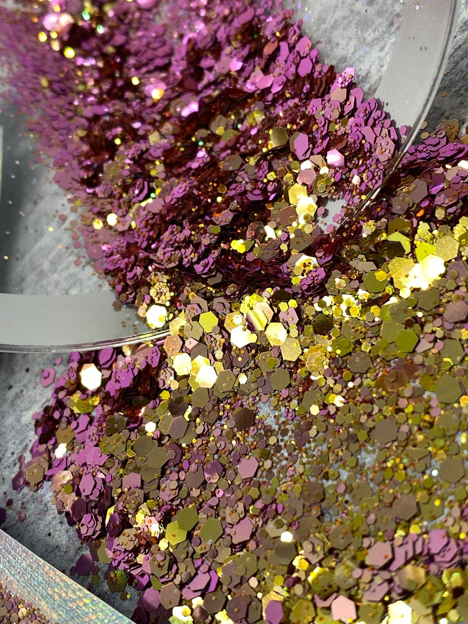 Rose/Gold Color Shift Chameleon Premium Glitter, Multi-Purpose Glitter –  PatchPartyClub