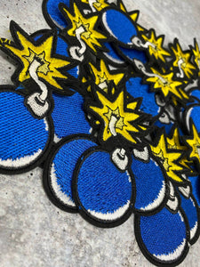 Royal Blue Bomb Patch, Iron-on Embroidered Patch, Retro Exploding Bomb Applique, Vintage Patch for DIY Crafts, Small Patch for Accessories
