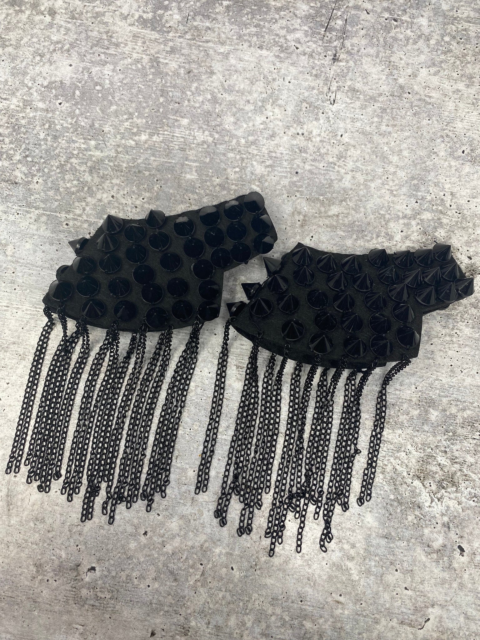 Decorative Shoulder Brooch Set, BLACK Spiked Rivet Designer Epaulette for Blazers, Jackets, and More, Stylish Accessories