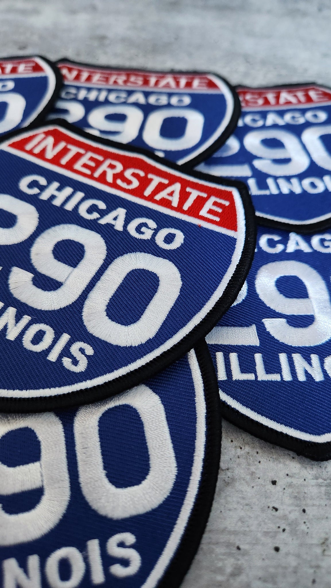Collectable 1-pc, "CHICAGO 4" Interstate 290" Iron-On Embroidered Patch; Popular Chicago Emblem, Red/White/Blue Badge, Patch for Jackets