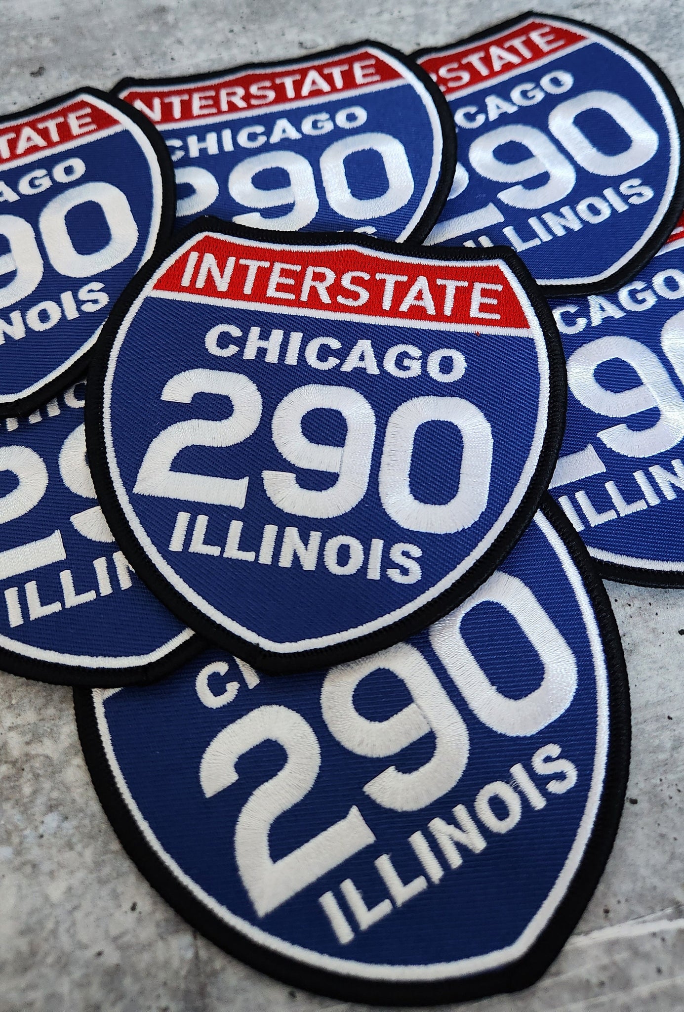Collectable 1-pc, "CHICAGO 4" Interstate 290" Iron-On Embroidered Patch; Popular Chicago Emblem, Red/White/Blue Badge, Patch for Jackets