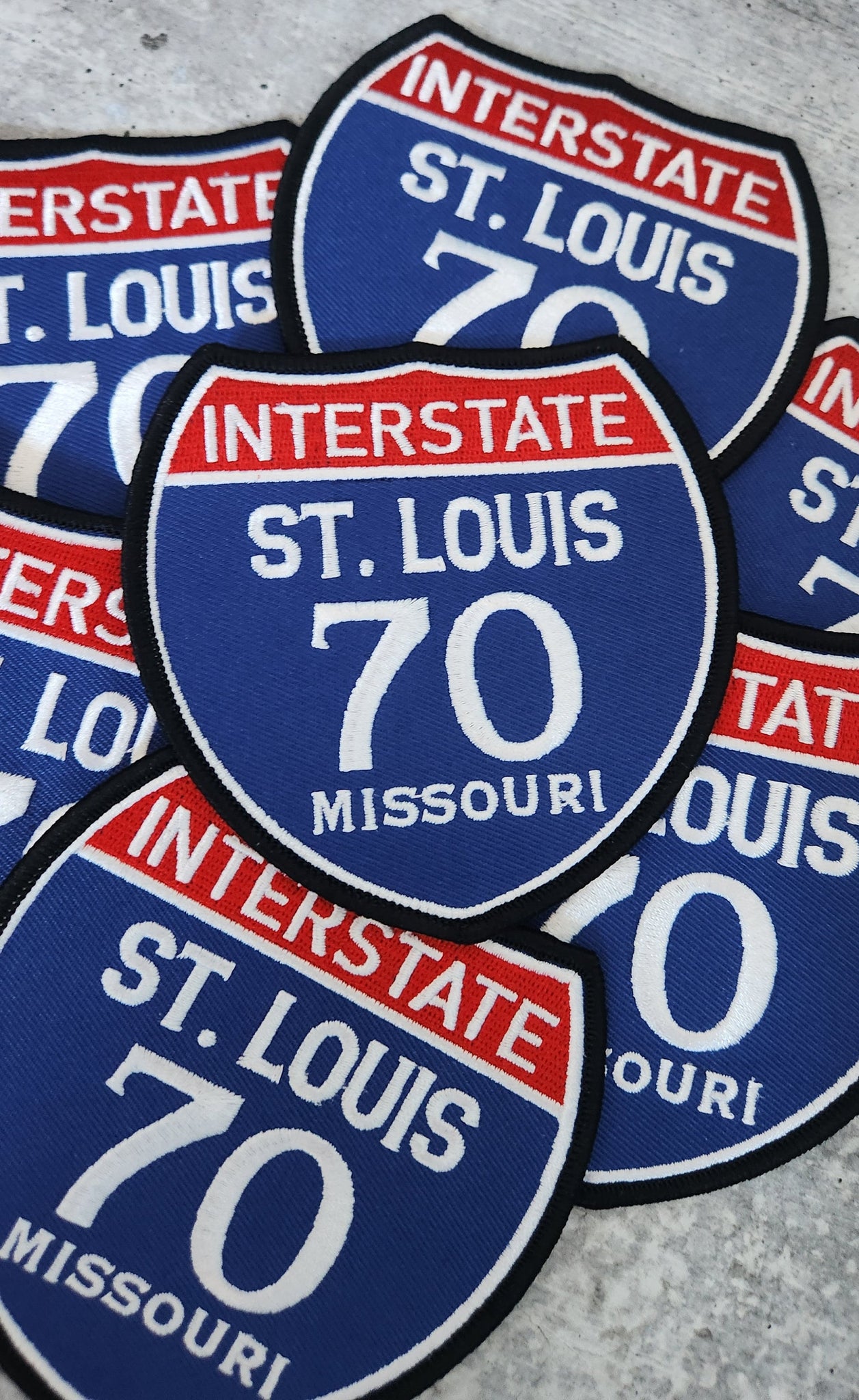 Collectable 1-pc, "ST. LOUIS 4" Interstate 70"  Iron-On Embroidered Patch; Popular Missouri Emblem, Red/White/Blue Badge, Patch for Jackets