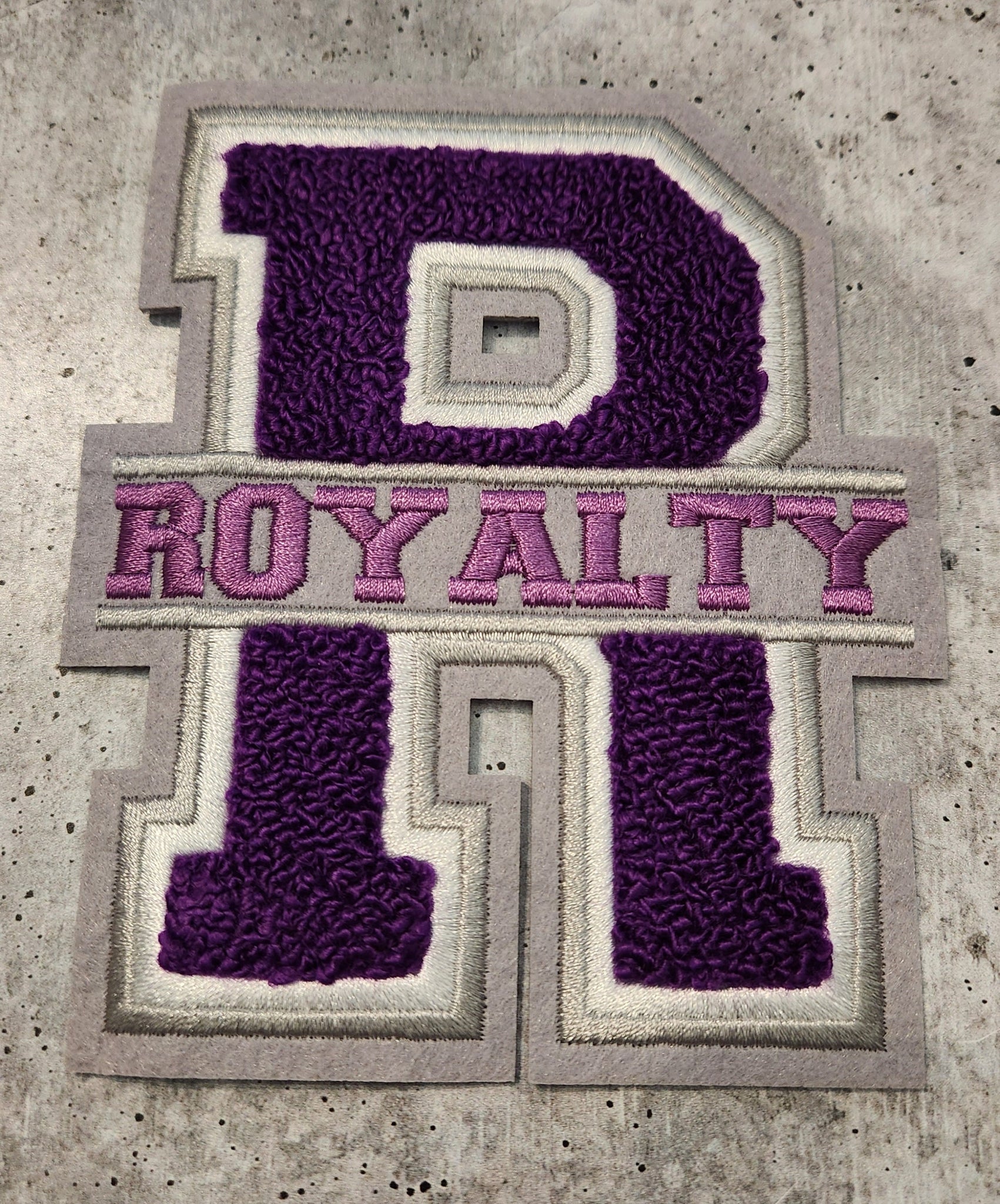 New, Monogram Letter, R Royalty, Chenille Iron-on Patch, Size 6,Pur –  PatchPartyClub